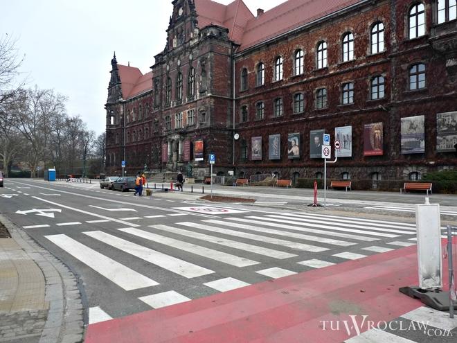 Przy przebudowanej ul. Purkyniego trzeba już płacić za parkowanie auta
