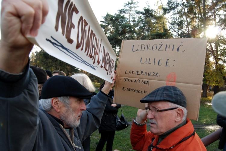 Protest na Grabiszynku. Mieszkańcy nie chcą korków na osiedlowych uliczkach [ZDJĘCIA]
