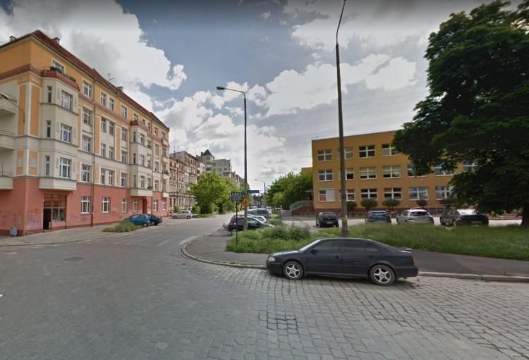 Tutaj były cmentarze, a dziś stoją bloki mieszkalne i biurowce