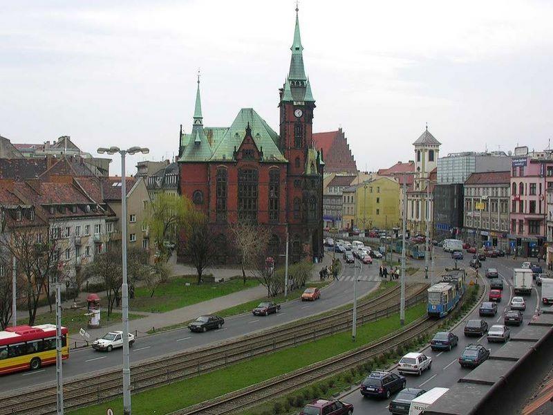 Odkrywamy Wrocław: Biblioteka Uniwersytecka przy ul. Szajnochy