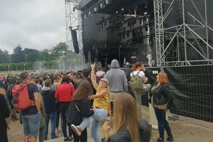 Tłumy i świetna zabawa na Pergoli. Koncertowa 3-Majówka [ZDJĘCIA]