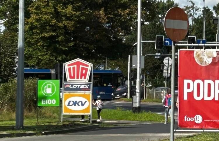 Wrocław: Wypadek na Kwidzyńskiej. Osobówka zderzyła się z tramwajem
