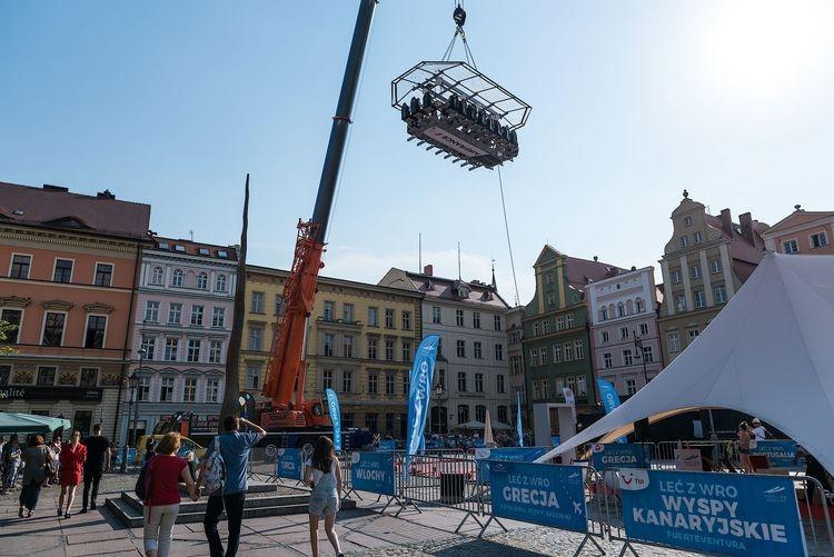Nad placem Solnym zawiśnie platforma. Degustacja wina 45 m nad ziemią