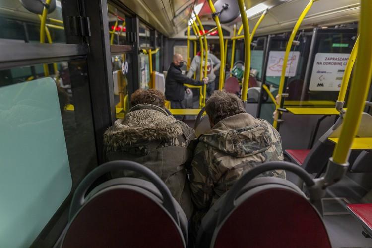 Streetbus wrócił na wrocławskie ulice. To autobus MPK z pomocą dla bezdomnych [TRASA]