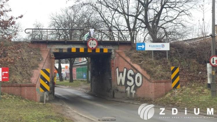 Będą kontynuować remont wiaduktu na  Boya-Żeleńskiego (WYTYCZONO OBJAZD)