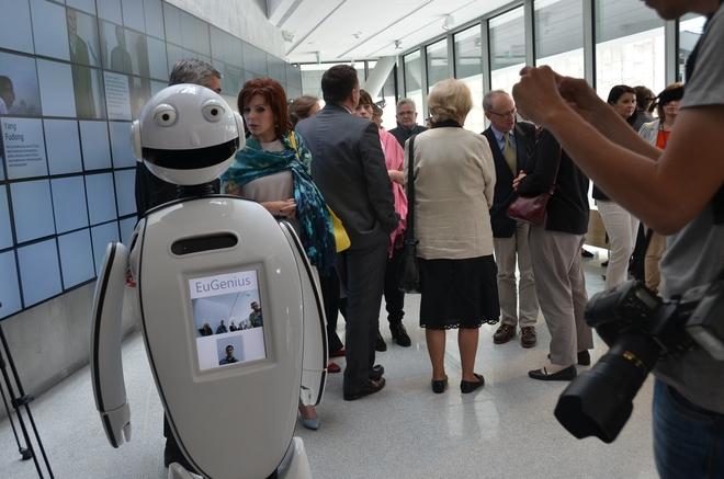 EuGenius, czyli robot-przewodnik prosto z Wrocławia. Powstał w parku technologicznym [FOTO]