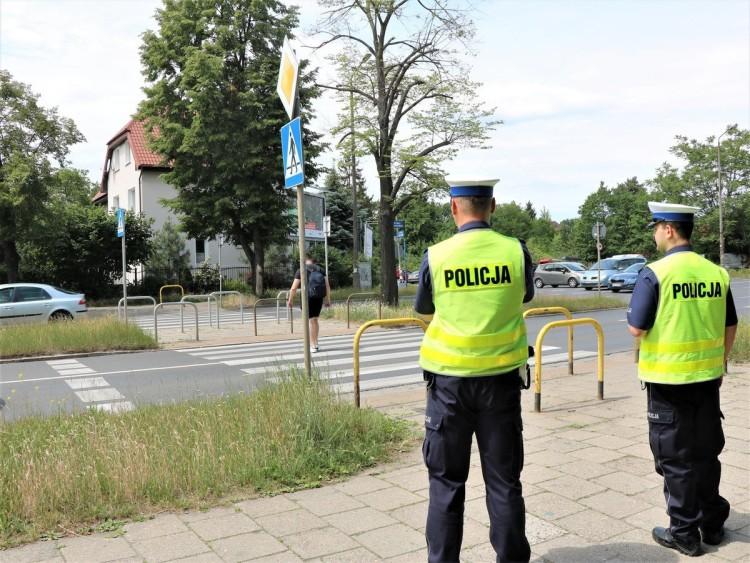 Pieszy, rowerzysta czy kierowca? Kto najczęściej grzeszy na drodze?