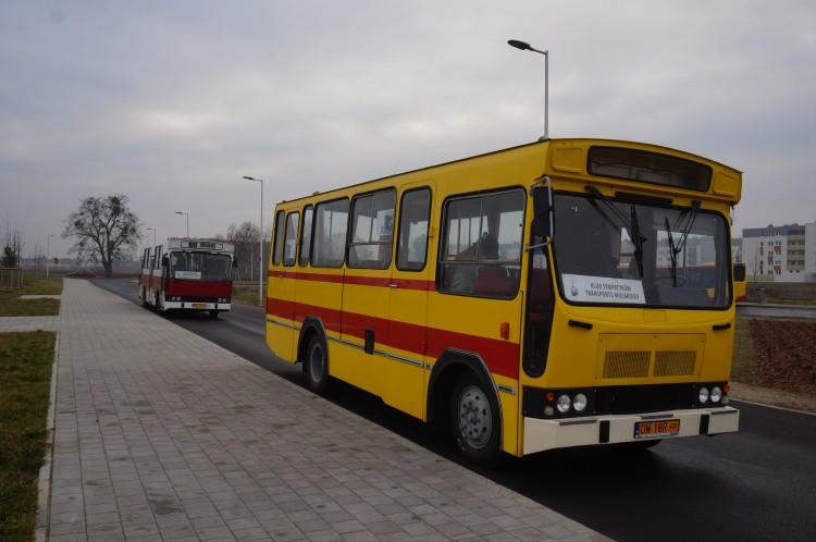 Ale perełka! Wrocławscy miłośnicy motoryzacji wyremontowali zabytkowego Jelcza 080 [ZDJĘCIA]