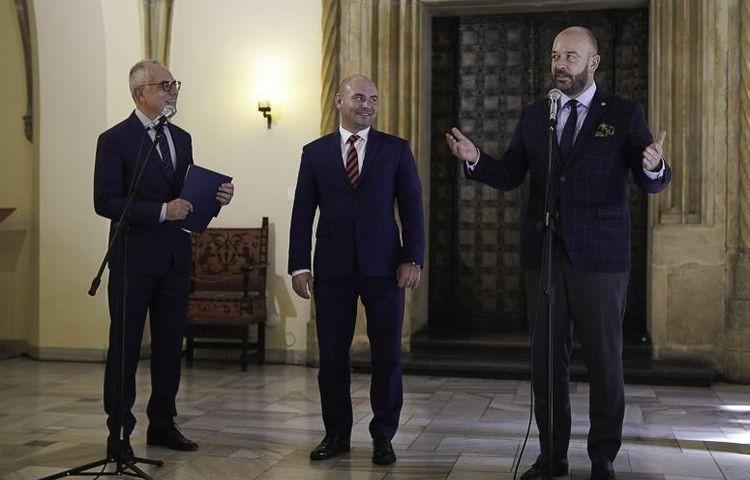 Jacek Sutryk przyznał stypendia artystom. Magistrat łącznie przeznaczy na nie 600 tys. zł