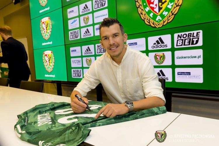 Spory ruch w WKS-ie. Analiza i podsumowanie lipcowych transferów Śląska