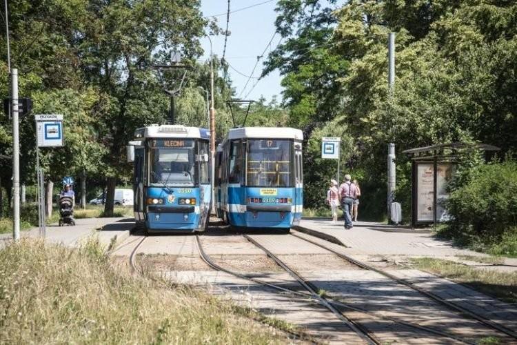Wrocław: Awaria MPK. Skrócone linie i autobusy zastępcze