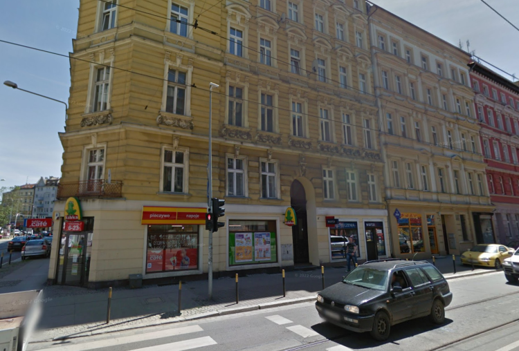 Wrocław: Nożownik z ul. Chrobrego zatrzymany. Na Grabiszyńskiej “tylko” bił