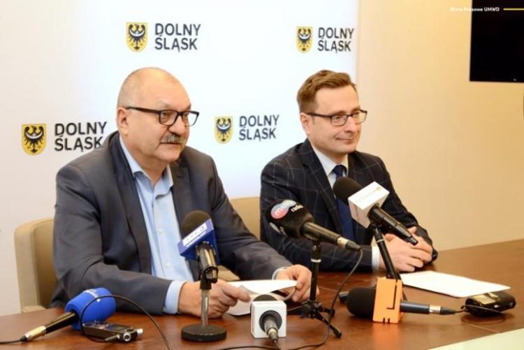 60 respiratorów, 4 karetki i środki ochrony osobistej dla dolnośląskich szpitali