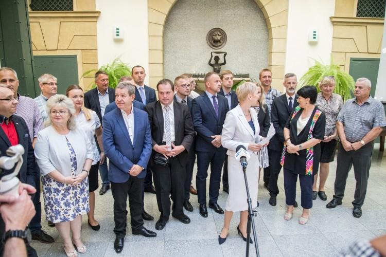 PiS zaprezentował kandydatów do wrocławskiej rady miejskiej