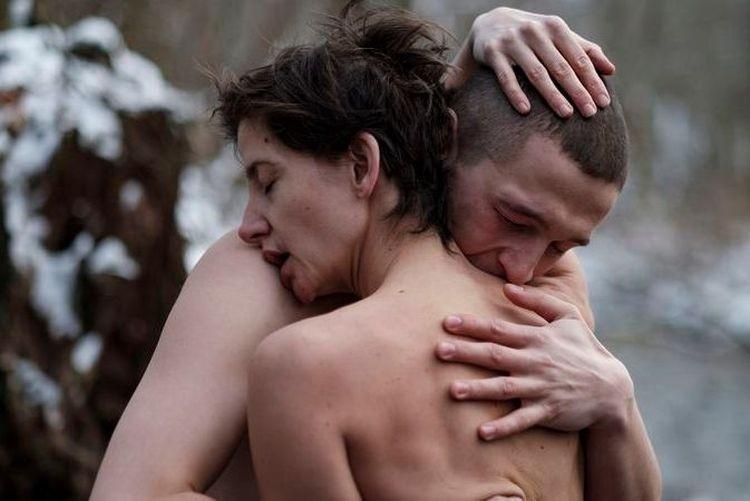 Wrocławskie akcenty w „Erotice 2022”. Oceniamy pierwszy polski film Netflixa
