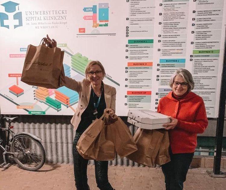 Restauratorzy wsparli lekarzy z Borowskiej. 
