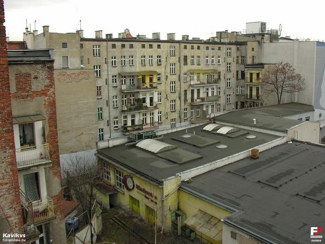 Awantura o pasaż handlowy przy Nowowiejskiej. Mieszkańcy boją się, że inwestor zniszczy ich podwórko