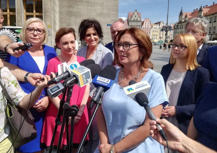 KO pokazała dolnośląskich liderów. „Warto zagłosować na osobę, która nie jest z tego miasta”