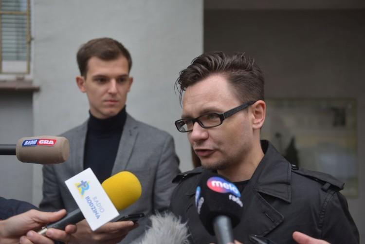 Aktywiści bronią straży miejskiej i walczą o większe pieniądze dla strażników [ZDJĘCIA]