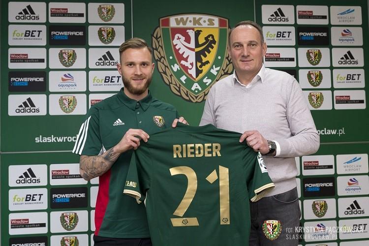 Śląsk ma nowego piłkarza. Tim Rieder wypożyczony z Augsburga