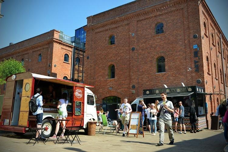 Łodzią po Europejskiej Stolicy Kultury