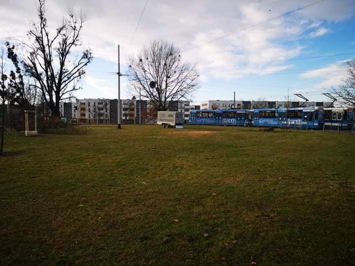 Nowa inwestycja przy pętli tramwajowej. Budowa już ruszyła [ZDJĘCIA]