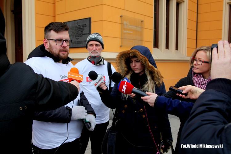 Aktywiści chcą ukrócić handel podkładami kolejowymi. Pierwsze oferty już znikają z sieci