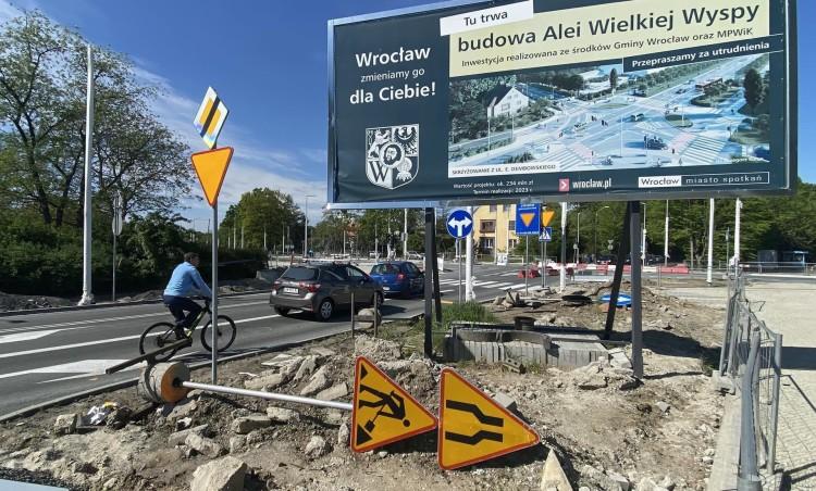 Aleja Wielkiej Wyspy częściowo otwarta. Kierowcy: 