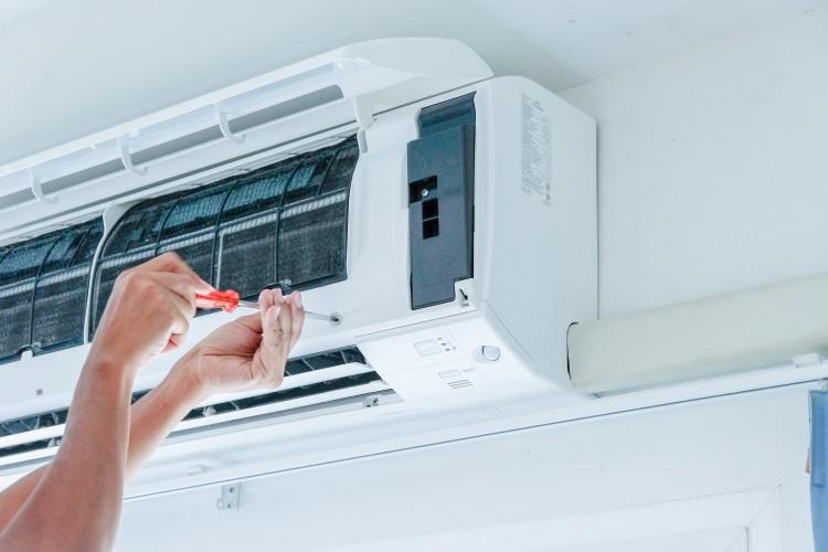 Serwis klimatyzatorów domowych i przemysłowych