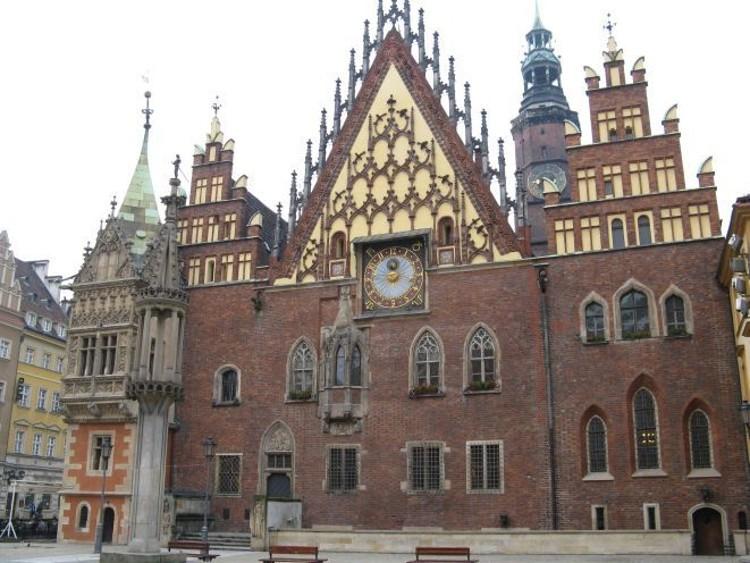 Temat tygodnia: jak układa się współpraca mieszkańców i urzędników (OPINIE)
