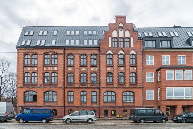 Dawny szpital zmienił się nie do poznania. Dobiega końca budowa centrum Angel Care [ZDJĘCIA]