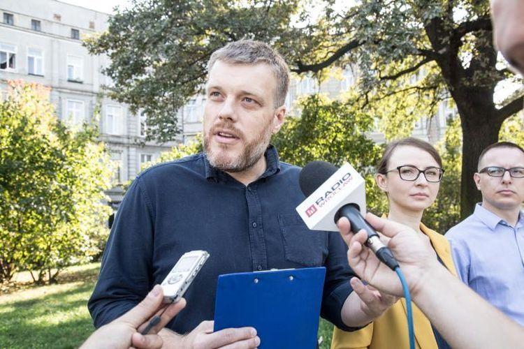 Adrian Zandberg we Wrocławiu. Po co lider Lewicy Razem przyjechał na Dolny Śląsk?