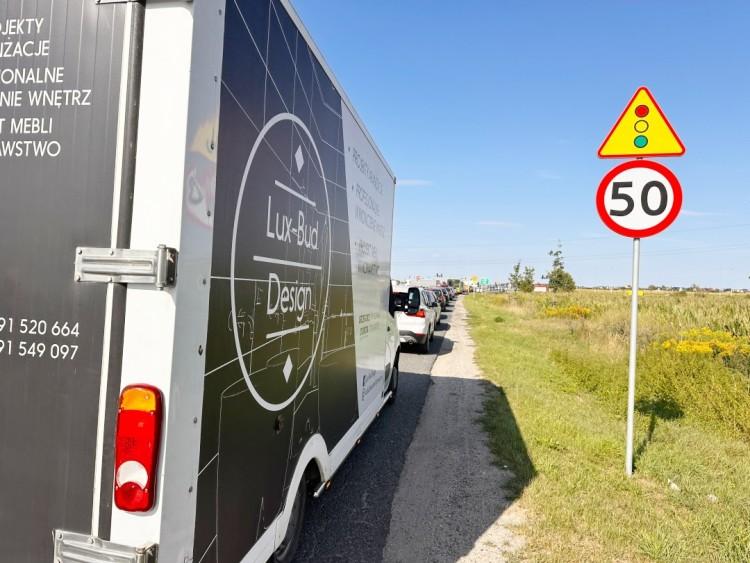 Wypadek na obwodnicy Wrocławia. Kierowca opla uciekł, znają już jego nazwisko