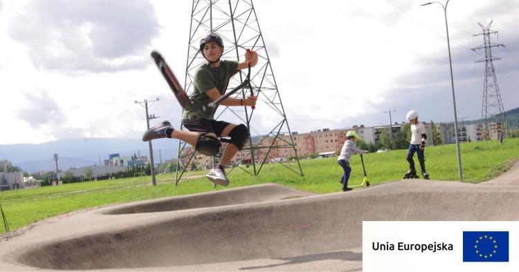 Pumptrack z garbem
