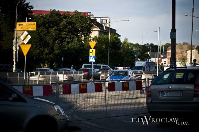 Utrudnienia, objazdy i zmiany w ruchu. Od dziś na nowo pojedziemy przez Psie Pole