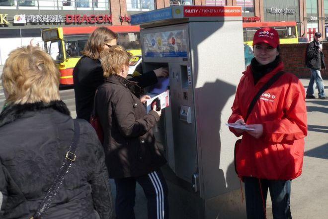 W całym mieście przybędzie biletomatów. Sprawdź listę miejsc, gdzie staną nowe urządzenia