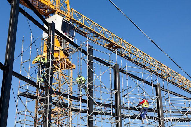 Rusza demontaż gigantycznego dźwigu, który zbudował Sky Tower