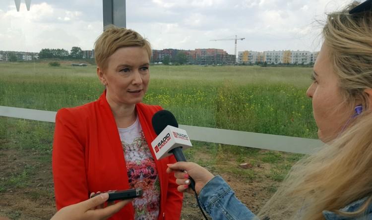 Stachowiak-Różecka apeluje o budowę szkoły na Lipie Piotrowskiej. Grunt ma dać Skarb Państwa