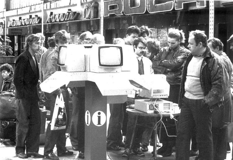 30 lat temu we Wrocławiu. Zobacz 30 wyjątkowych zdjęć