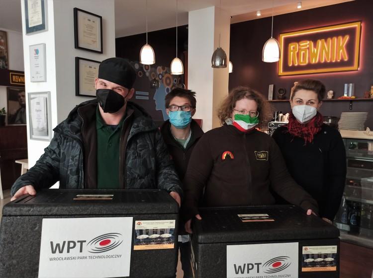 Niepełnosprawni intelektualnie wspierają medyków. 20 tys. posiłków w czasie epidemii