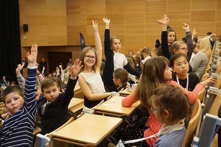11-letnia Wiktora wygłosi wykład o podwodnych jaskiniach dla blisko 300 dzieci