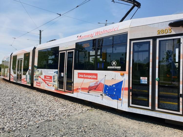 Na wrocławskie tory wyjechał „Tramwaj Wolności”