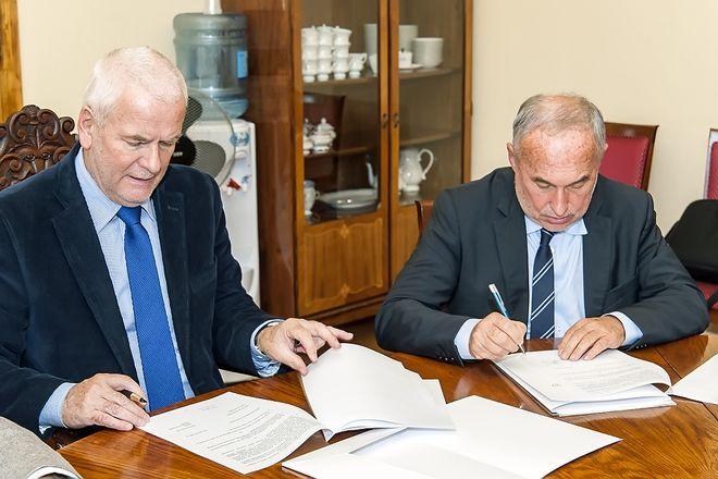 Jeden z uniwersytetów Wrocławia przystąpił do Santander Universidades