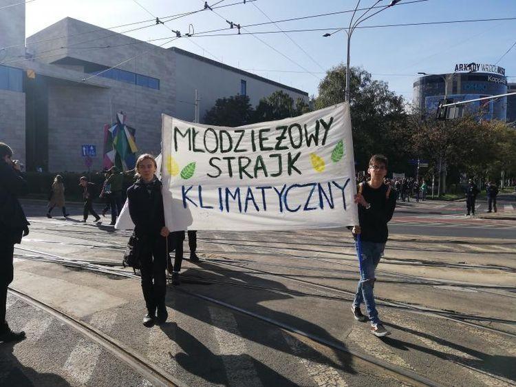Młodzieżowy Strajk Klimatyczny przejdzie przez centrum Wrocławia. Zablokują miasto