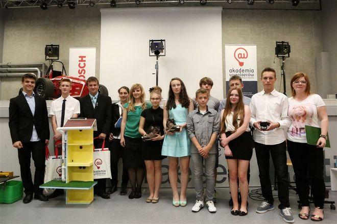Nowe wynalazki wrocławian: domowa elektrownia, świecące buty przeciw odmrożeniom i pojemnik na...