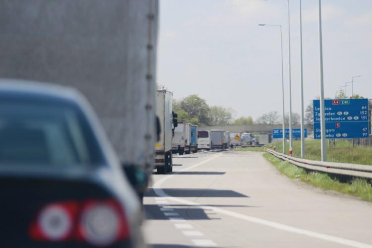 Ogromne korki na A4. To przez wypadek koło Kątów Wrocławskich