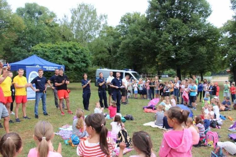 Policyjny piknik bezpieczeństwa na Morskim Oku [ZDJĘCIA]