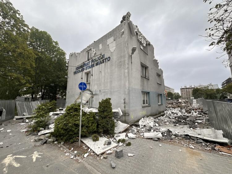 Tyle zostało z owianego złą sławą komisariatu policji Wrocław Stare Miasto