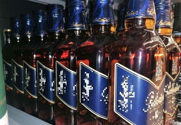 Wrocław: Próbował ukraść z Biedronki whisky o wartości ponad 600 zł