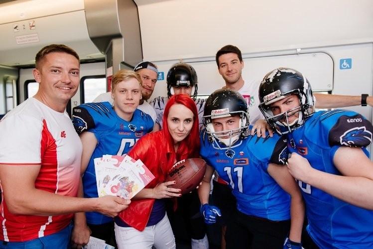 Sportowcy promowali The World Games 2017 w pociągu Kolei Dolnośląskich